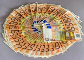 25 eurozone banks 'fail ECB stress test'